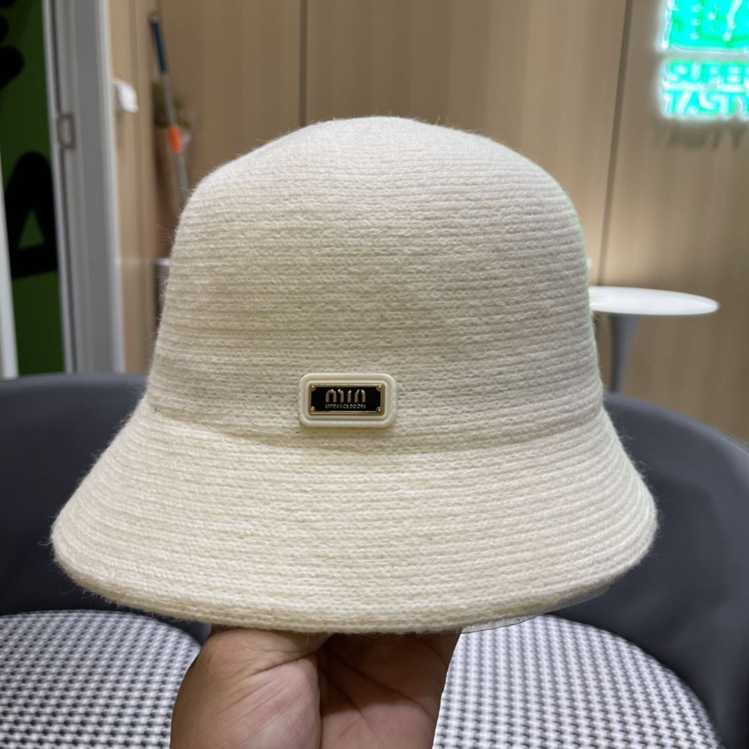 Miu Miu Caps